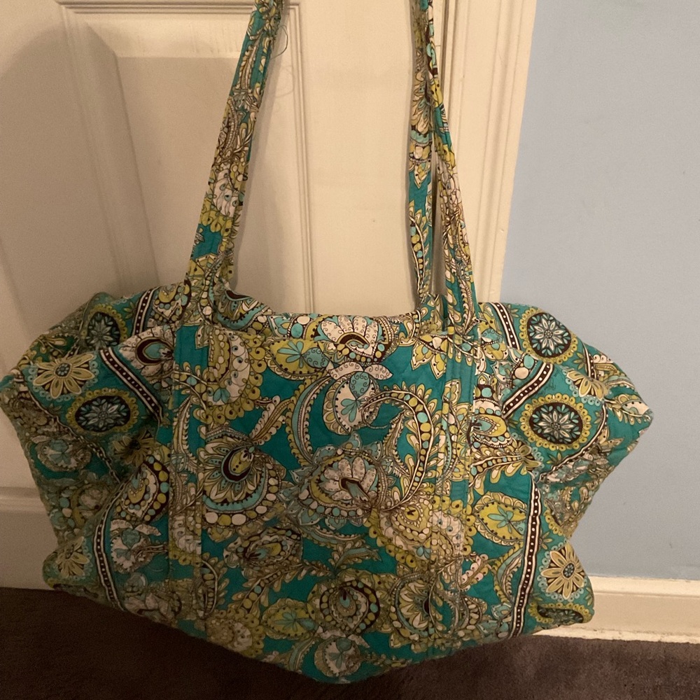 Vera Bradley travel bag